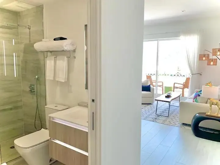 West Bay The Grove 아파트 호텔 0*, West Bay 케이맨 제도